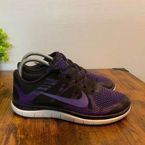 Nike running shoes size 8 women’s